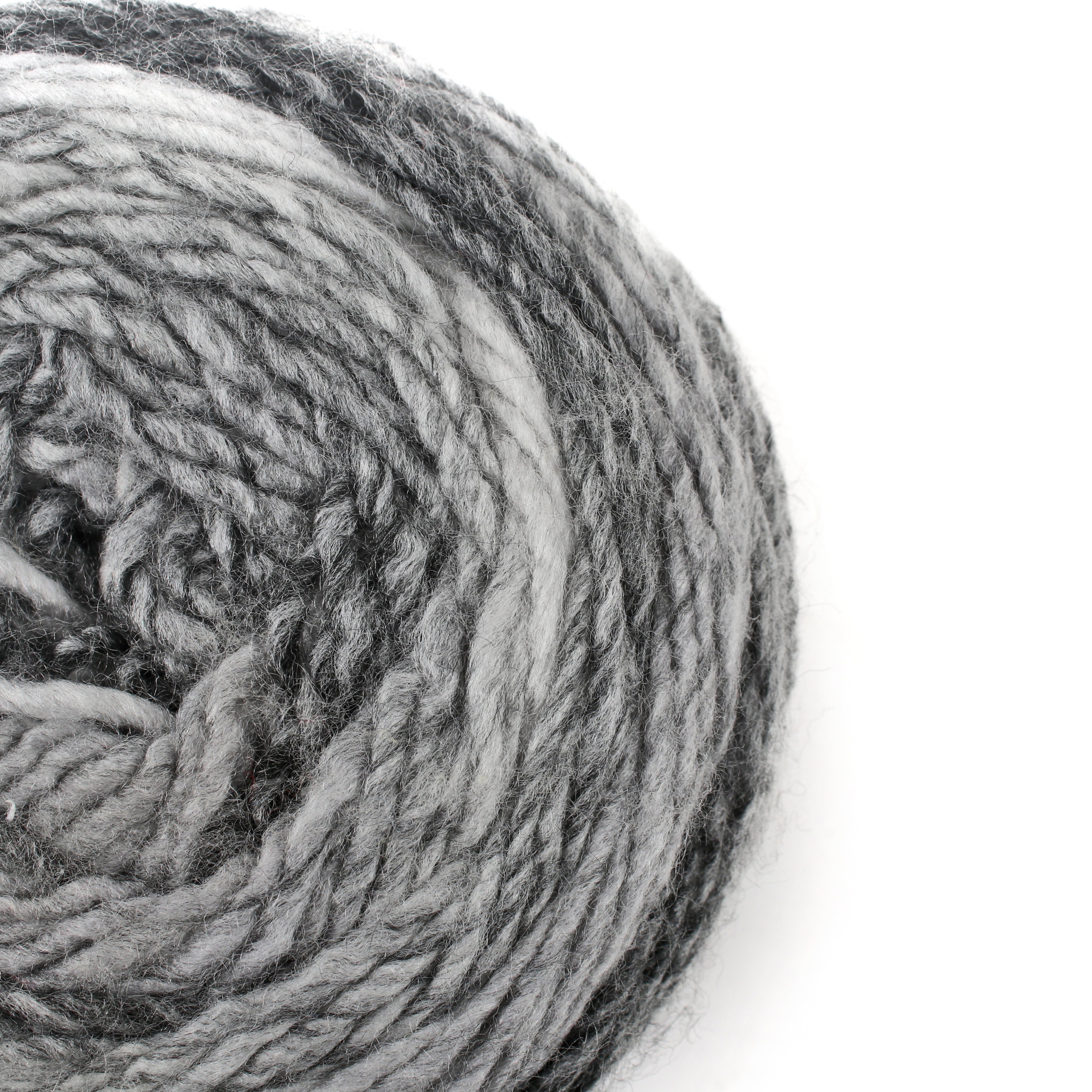 Colour Fusion Knitting/Crochet Yarn 100% Acrylic Grey Dove 290m 100g