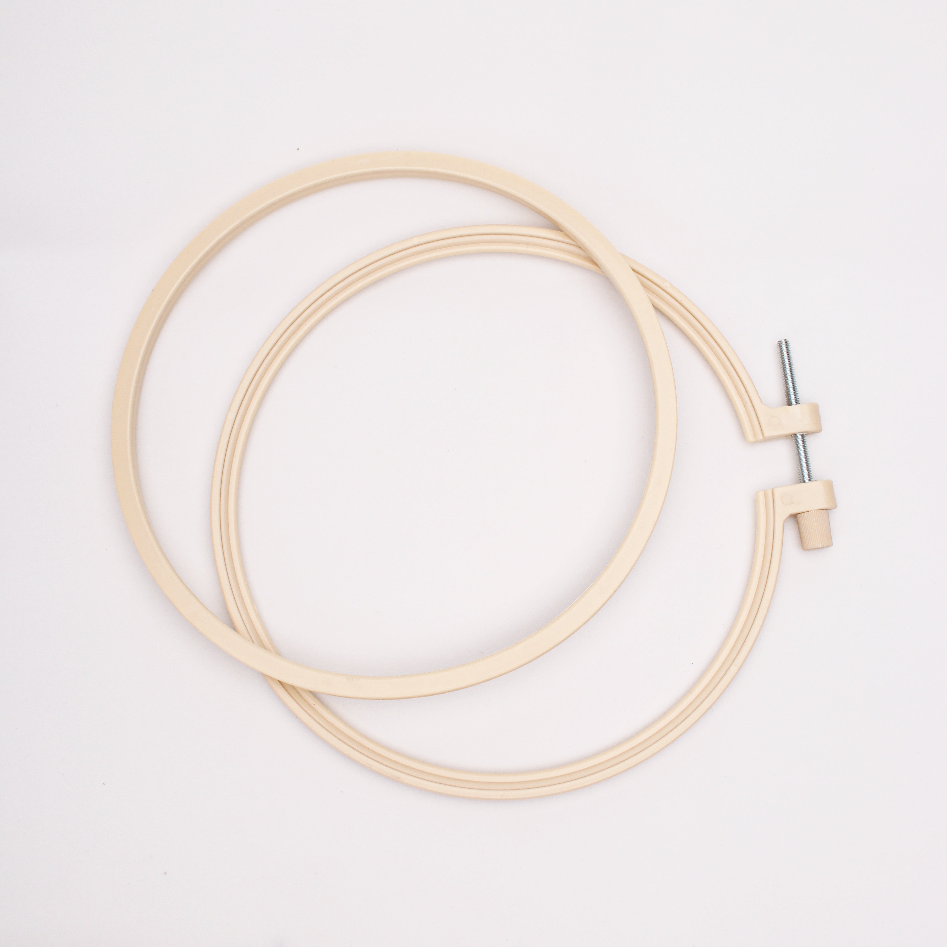 Plastic Embroidery Hoop Round 8cm 1pc