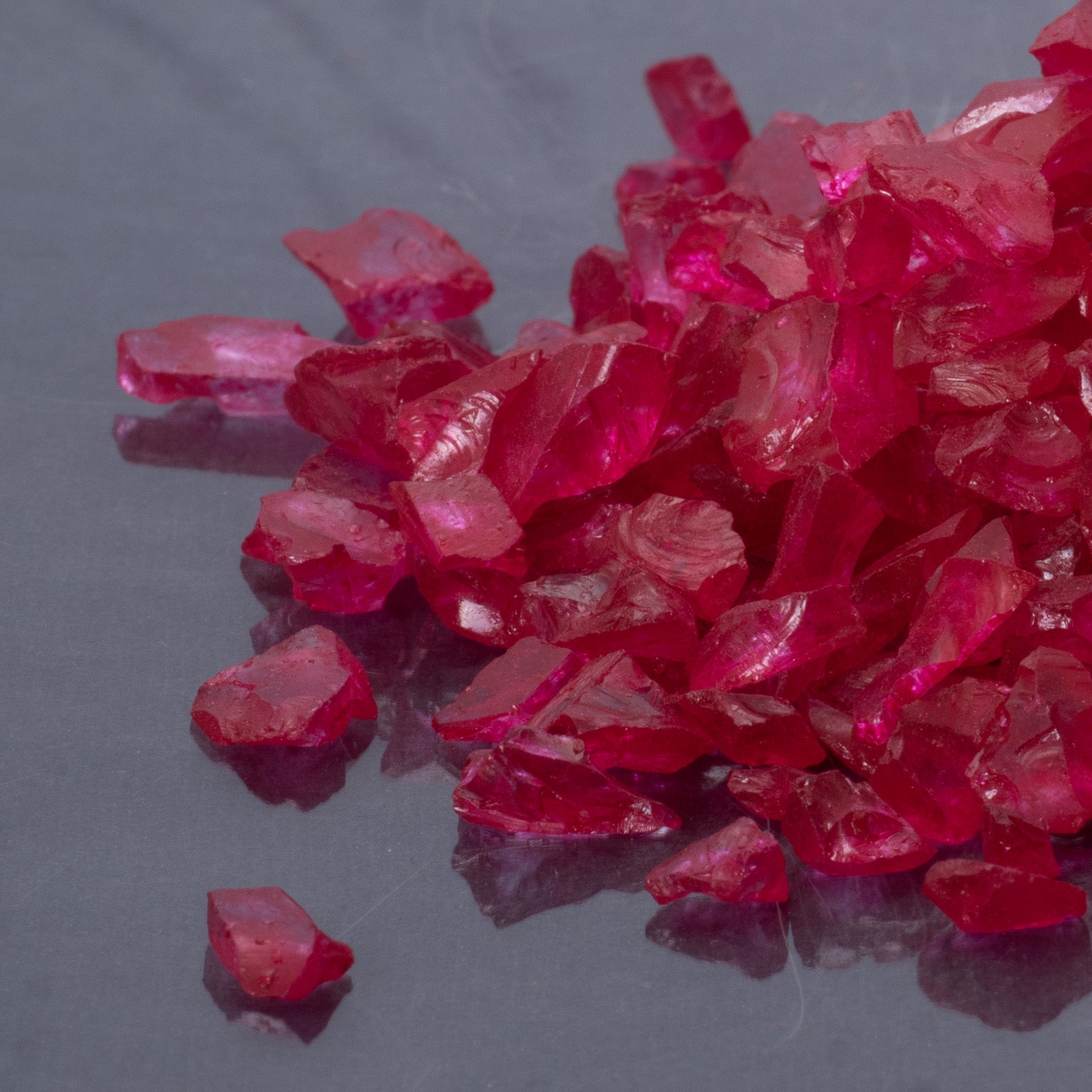 Crushed Glass Red 6-9mm 80gm Bottle